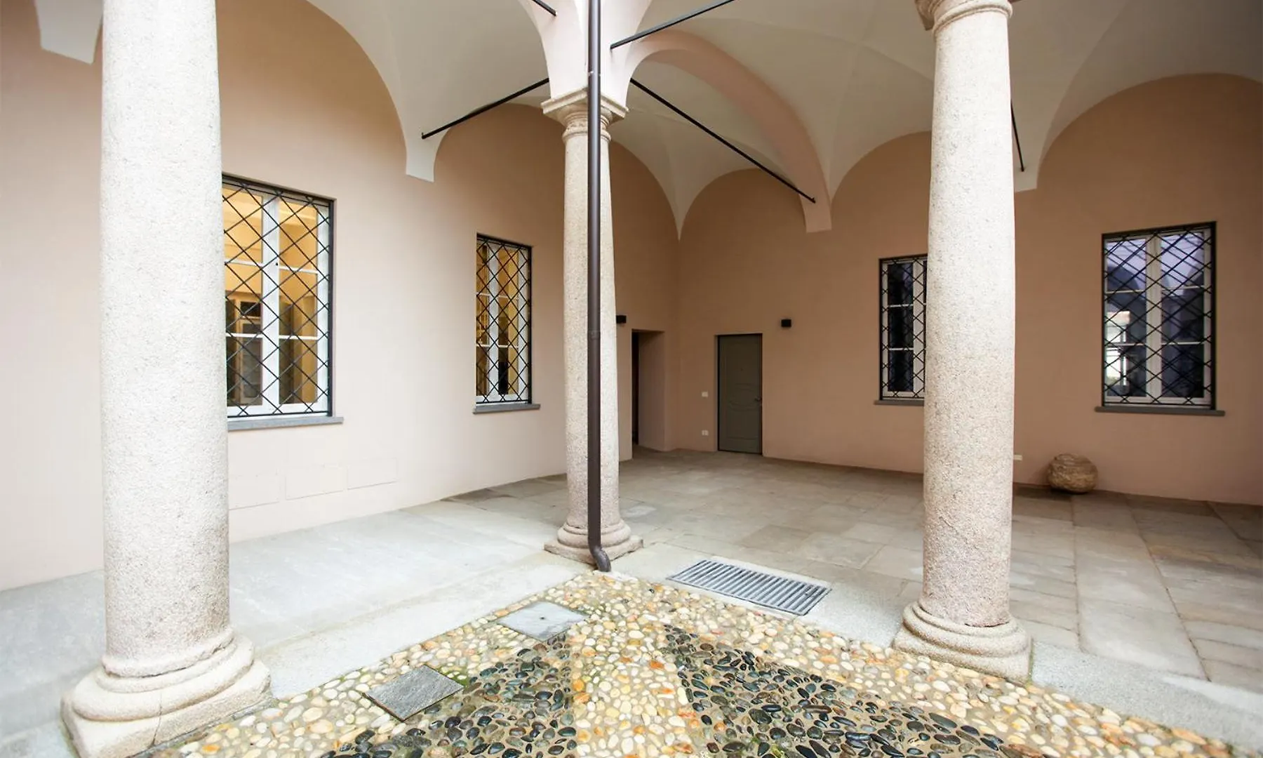 Apartamento Carlo Alberto 46 Pavia